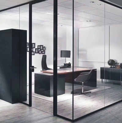 Dayanıklı kalın alüminyum salıncak kapı kalınlaştırılmış laminatlı yalıtımlı cam