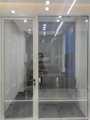 İzole edilmiş Tempered Clear Glass Alüminyum Swinging Mutfak Kapıları Özel