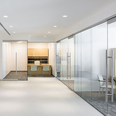 Ses geçirmez ticari cam bölmeler kolay bakım ve temizlik