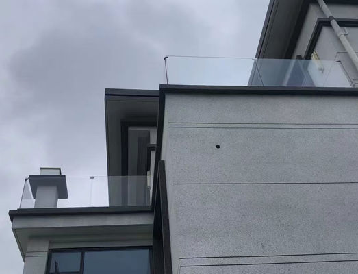 Balkon Alüminyum U Kanal Cam Çit Sürdürülebilir U Kanal Balustrası