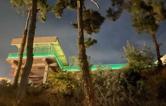 12 mm Merdiven Çerçevesiz Cam Balkon Çit U Kanalı LED Işıkla