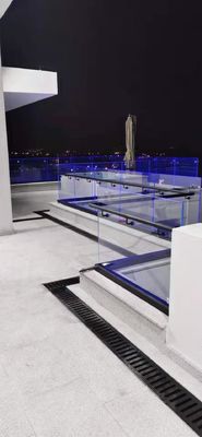 Modern Alüminyum U Kanal Cam Çit Özel Çerçevesiz Cam Balkon Çitleri