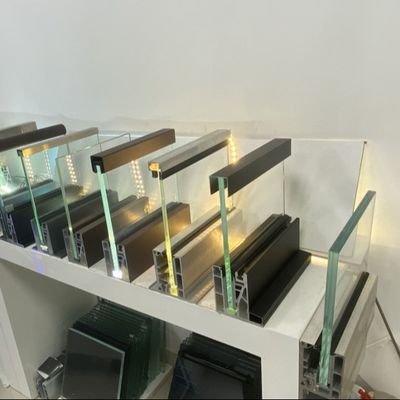 Morden Cam Çit 8+8mm Laminated Tempered Glass Alüminyum U Kanal Cam Çit