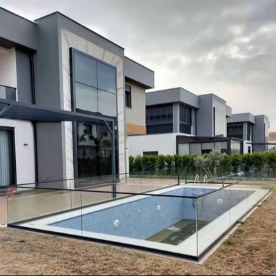 Açık Görünüm Çerçevesiz Cam Çit Balkon Balustrası Cam U Kanalı LED Işıklarla
