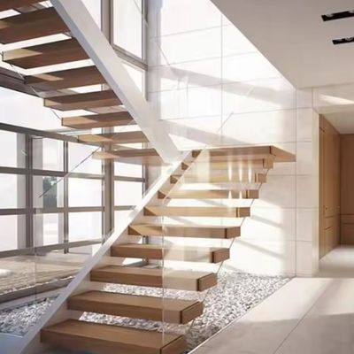 Villa Tasarımı Yüzen Merdiven Görünmez Çelik Stringer Ahşap Çaplı Cam Çitli