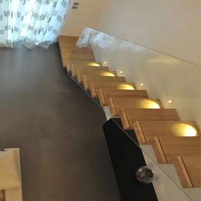 Villa Tasarımı Yüzen Merdiven Görünmez Çelik Stringer Ahşap Çaplı Cam Çitli