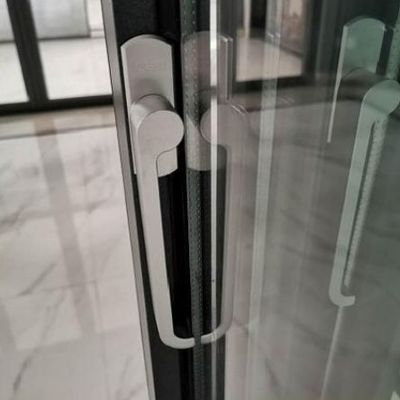 Özel Boyutlar Alüminyum Çift Katlı Dış Kapılar Dayanıklı Çok Panelli Isıtma