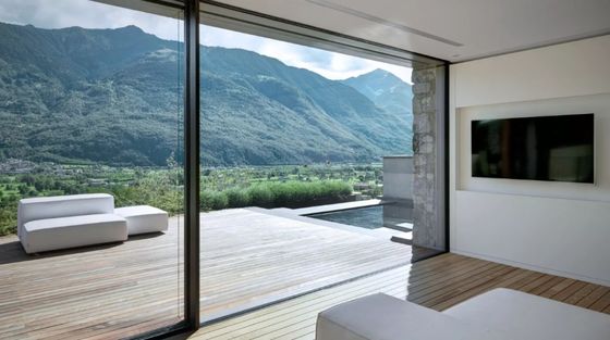 Modern basit alüminyum sürgülü kapı paslanmaz çelik donanımlı ve güçlendirilmiş çerçeve