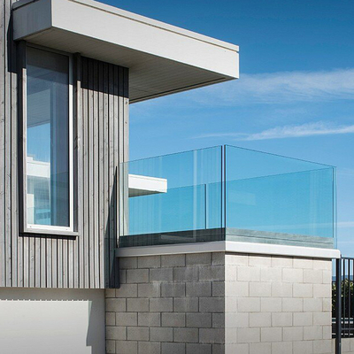 Anti Kasırga Güvenliği Balkon İçin Dış Çit Barikatı Tempered Laminated Glass Balustrade