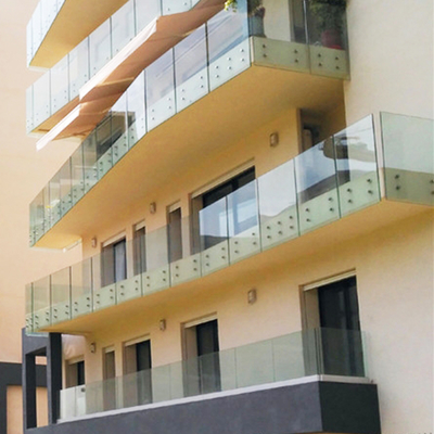 Çarşınsız Dış Balkon Dayanıklı Pınarlı Dondurulmuş Cam Parmaklık Sistemi