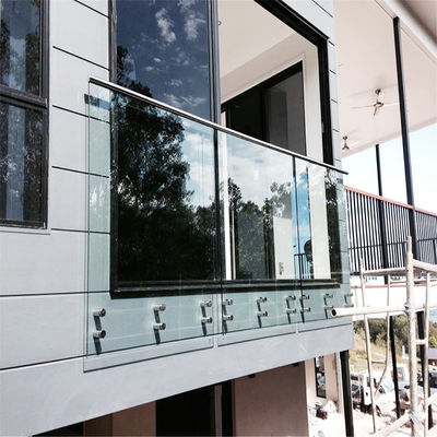 10mm Temperli Çerçevesiz Cam Korkuluk Sistemi, Paslanmaz Çelik Dikmelerle