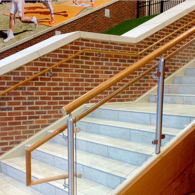 Çerçevesiz Temperli Cam Panel Merdiven Korkuluğu Ayarlanabilir Tasarım Kavisli Tutma Kelepçesi 304 316 Bağlantı