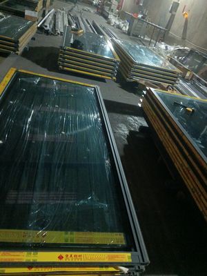 Kalın Çerçeve Katlanabilir Cam Kapılar İç Çamur Dayanıklı Kolay Temizlik